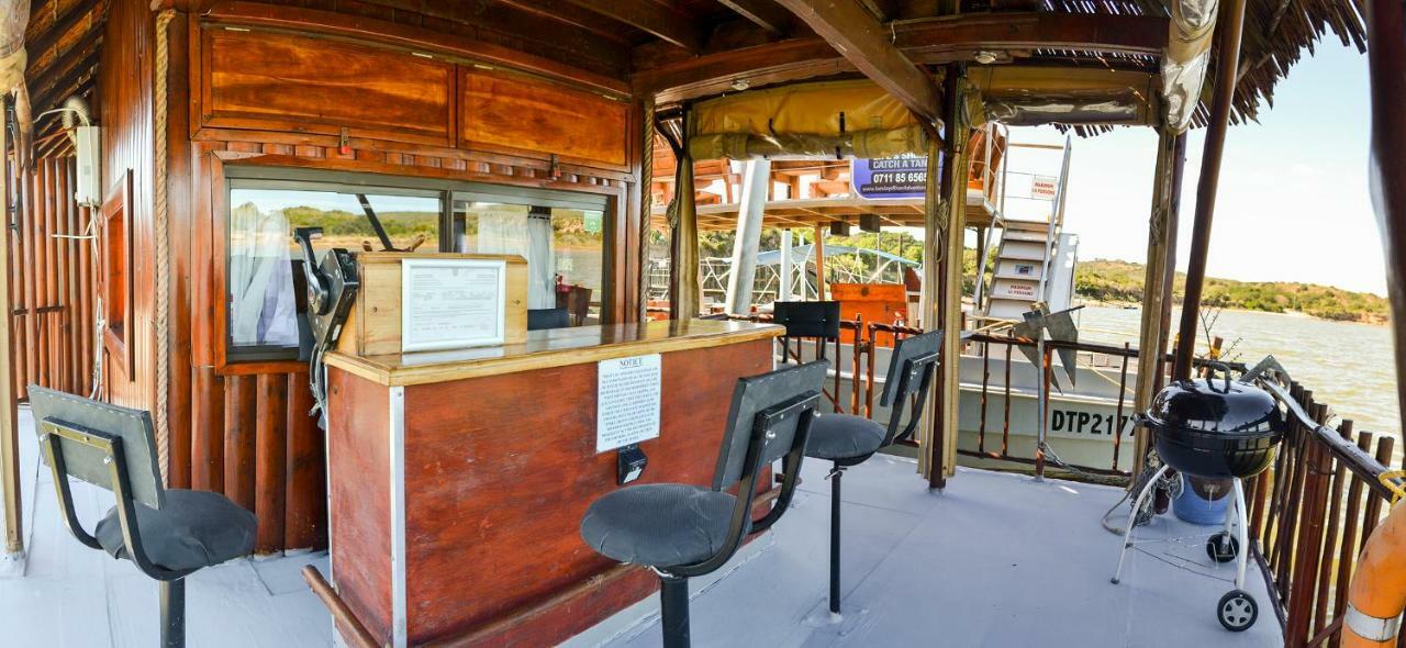 Maggie May House Boat - Colchester - 5Km From Elephant Park Kültér fotó